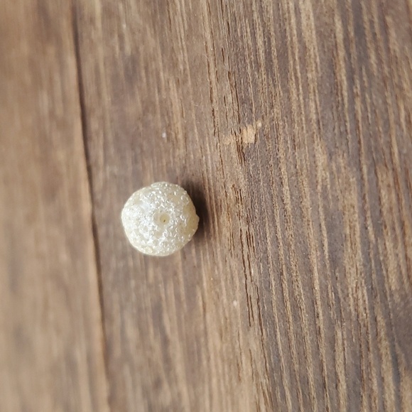 Snowball bead charm tiny hole - Picture 2 of 2